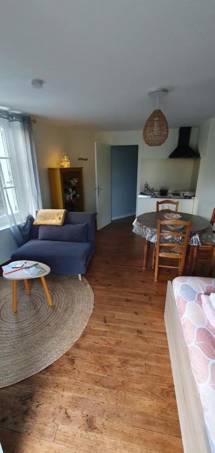 Le Studio De Rochavelle Apartment Chiche Luaran gambar