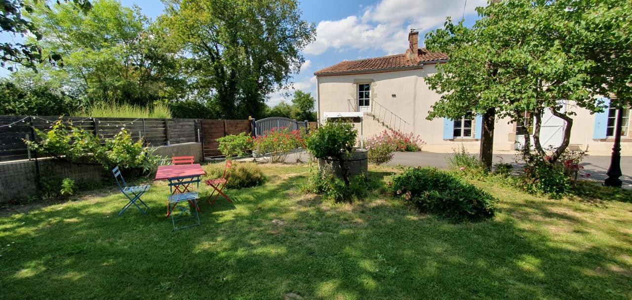 Le Studio De Rochavelle Apartment Chiche Luaran gambar